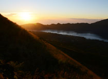 バトゥール 日の出