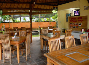 ワルン・ミルミル3