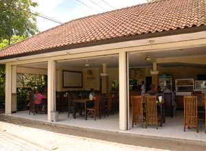 ワルンポジョッ2