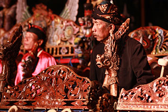 スウェントラ氏を囲む夕べ3