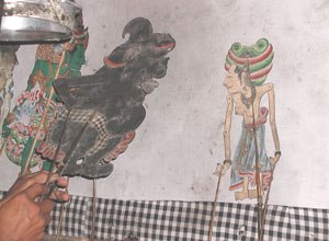 ワヤン・クリット・クルタ4