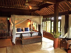 ヴィラ　ベッドルーム1