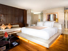 ペントハウス ベッドルーム