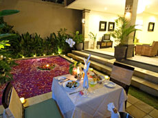 キャンドルライトディナー