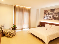 モダンデラックスルーム