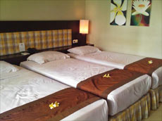 トリプルルーム