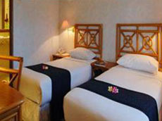 ツインベッドルーム