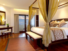 スイート ベッドルーム