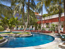 チルアウトプールバー