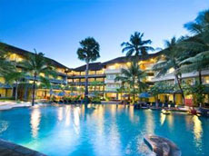 スイミングプール