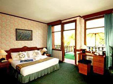 ジュニアスイート