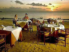 ビーチダイニング