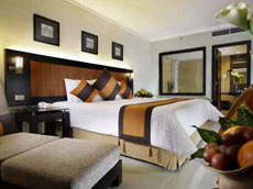 客室　ベッドルーム