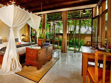 スイートヴィラ室内