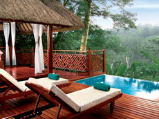 アユンリバープールヴィラ