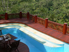 ファミリースイート プール