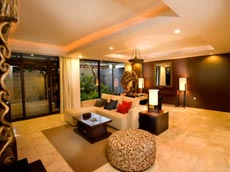 グランドスイート リビング