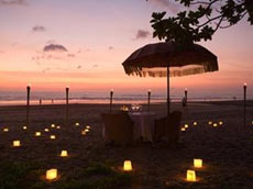 ビーチでのディナー