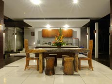 ダイニングエリア