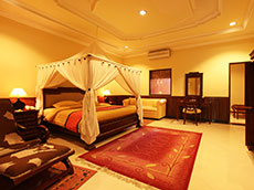 ロイヤルルーム