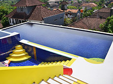 屋上スイミングプール