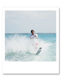 ボートで引っぱります