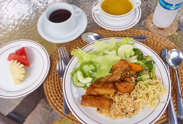 ランチバイキング