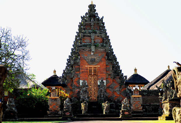 バトゥアン寺院