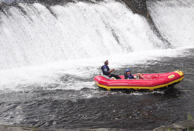 アユン川ラフティング