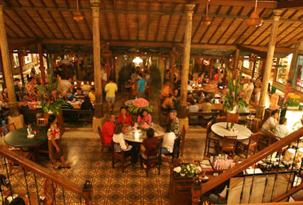 マデス・ワルン