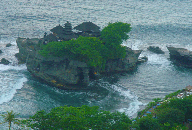 タナロット寺院上空