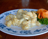 揚げエビのマヨネーズソース和え