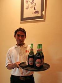 日本語スタッフがいるので安心