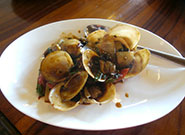 貝の黒豆ソース炒め