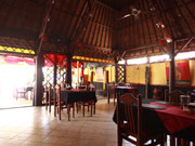 ゆったりとした店内