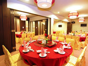 広々とした店内