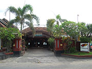 フラマ ブンブ バリ　外観