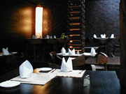 黒を基調としたデザイン