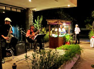 生演奏も行われている