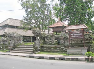 プナタラン サシ寺院