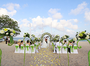 ワタベ ウェディング